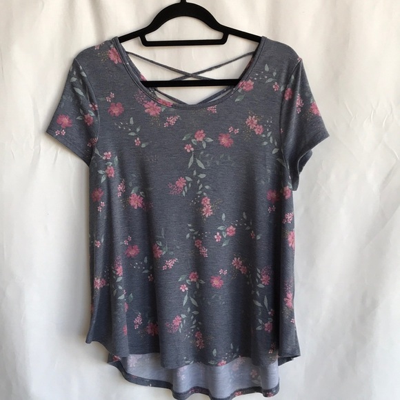 SO gray/pink/green floral print soft high low tee - Picture 1 of 9